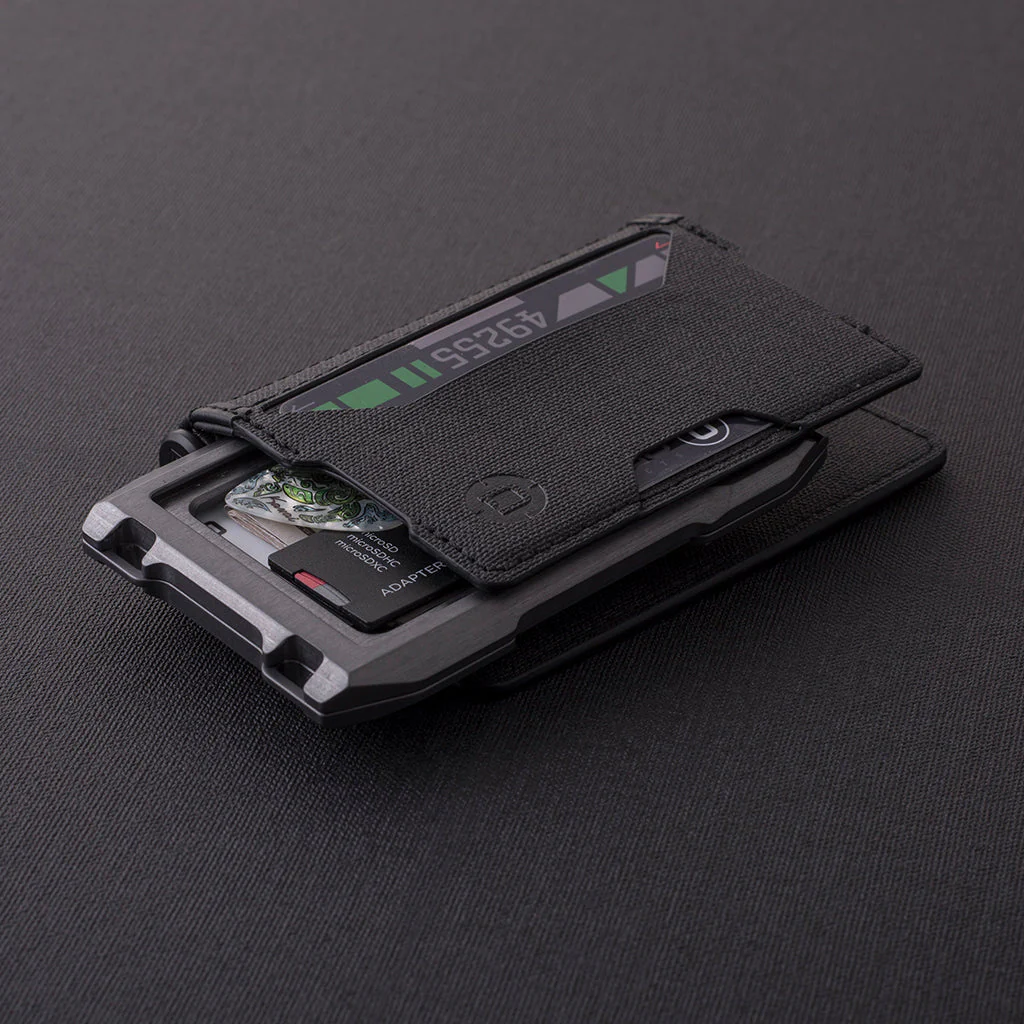 175-A10-ADAPTTM-BIFOLD-WALLET-5.webp A10 ADAPT™ BIFOLD WALLET