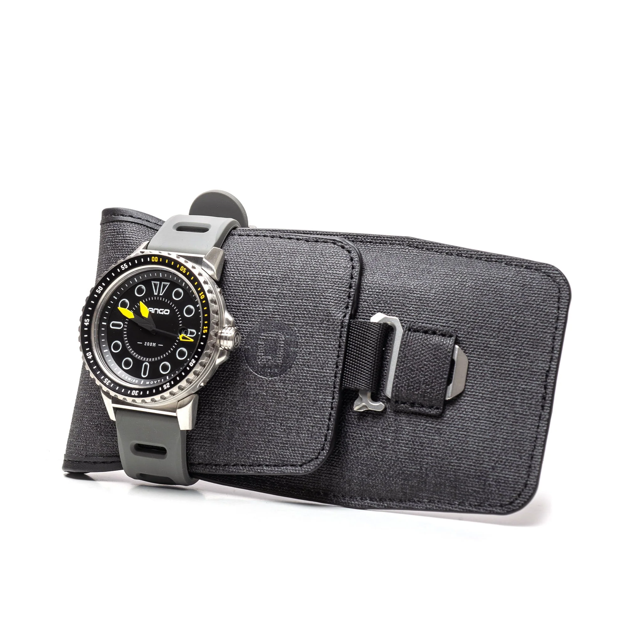 495-DV-01-DIVE-WATCH-2025-HOLIDAY-SPECIAL-5.webp DV-01 - DIVE WATCH - 2025 HOLIDAY SPECIAL