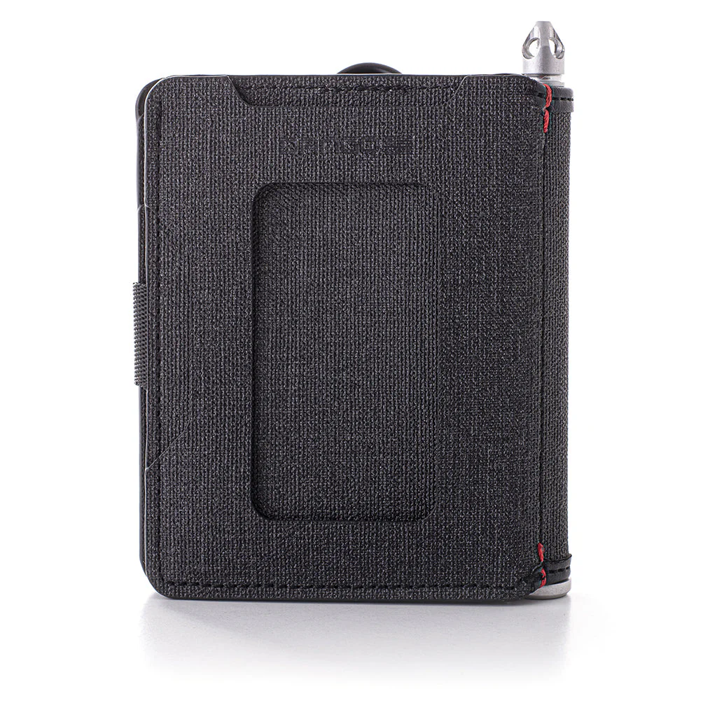 P01 PIONEERâ„¢ TRAVEL WALLET with PEN & NOTEBOOK