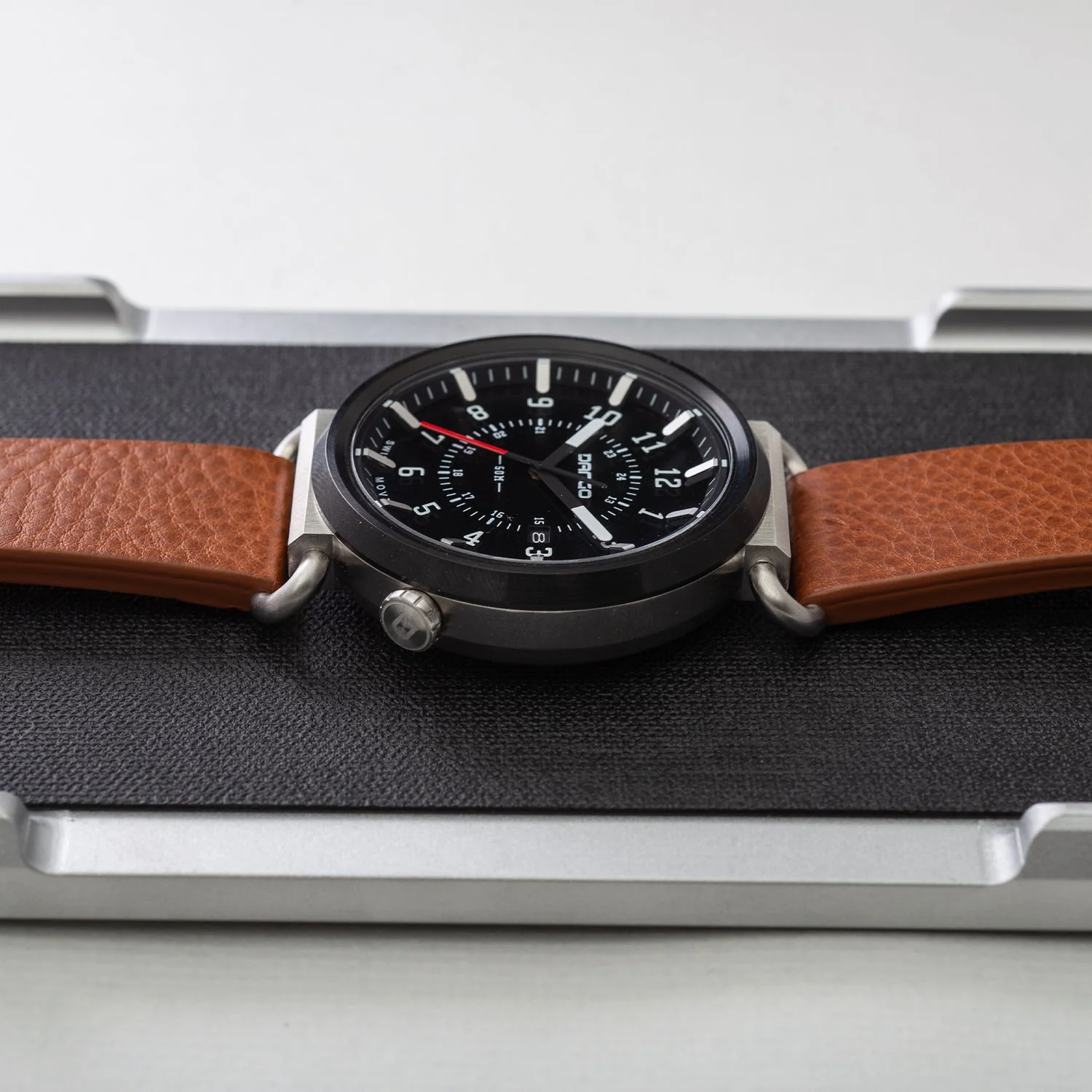 574-TK-01-TREK-WATCH-WITH-ITALIAN-LEATHER-STRAP-WHISKEY-BROWN-10.webp TK-01 - TREK WATCH WITH ITALIAN LEATHER STRAP - WHISKEY BROWN